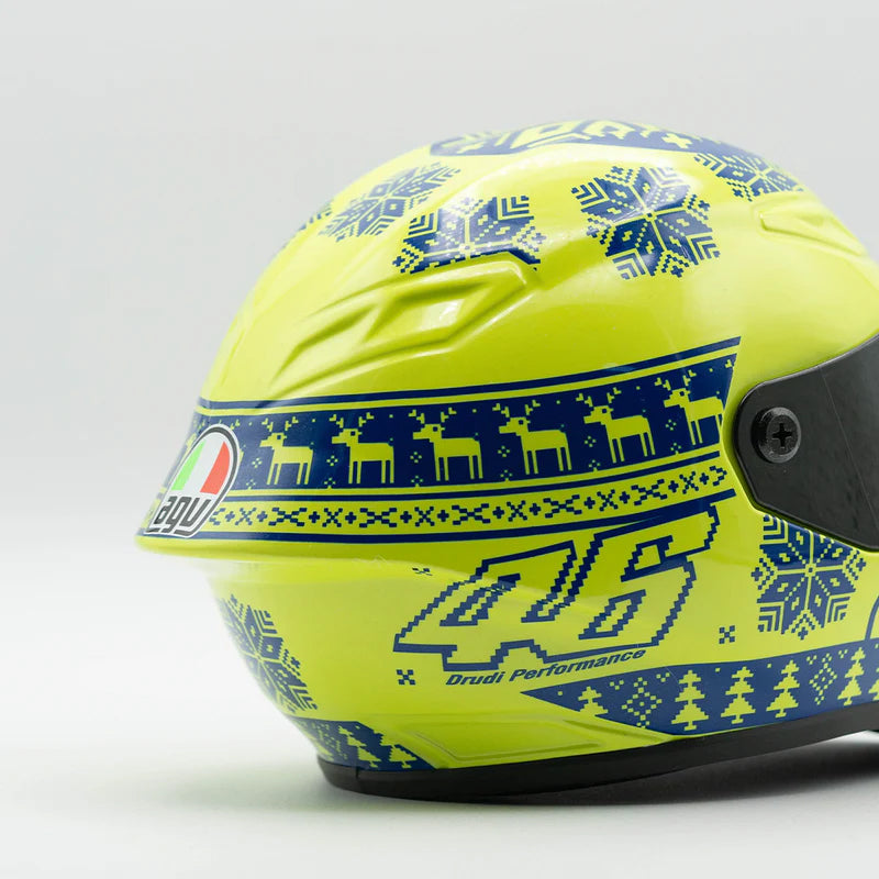 AGV K1 / Rossi Winter Test 2015 – Mini Helmets